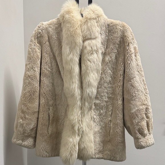 Canada Select Beaver World’s Finest Beaver Elegant Cream Fur Women's Coat